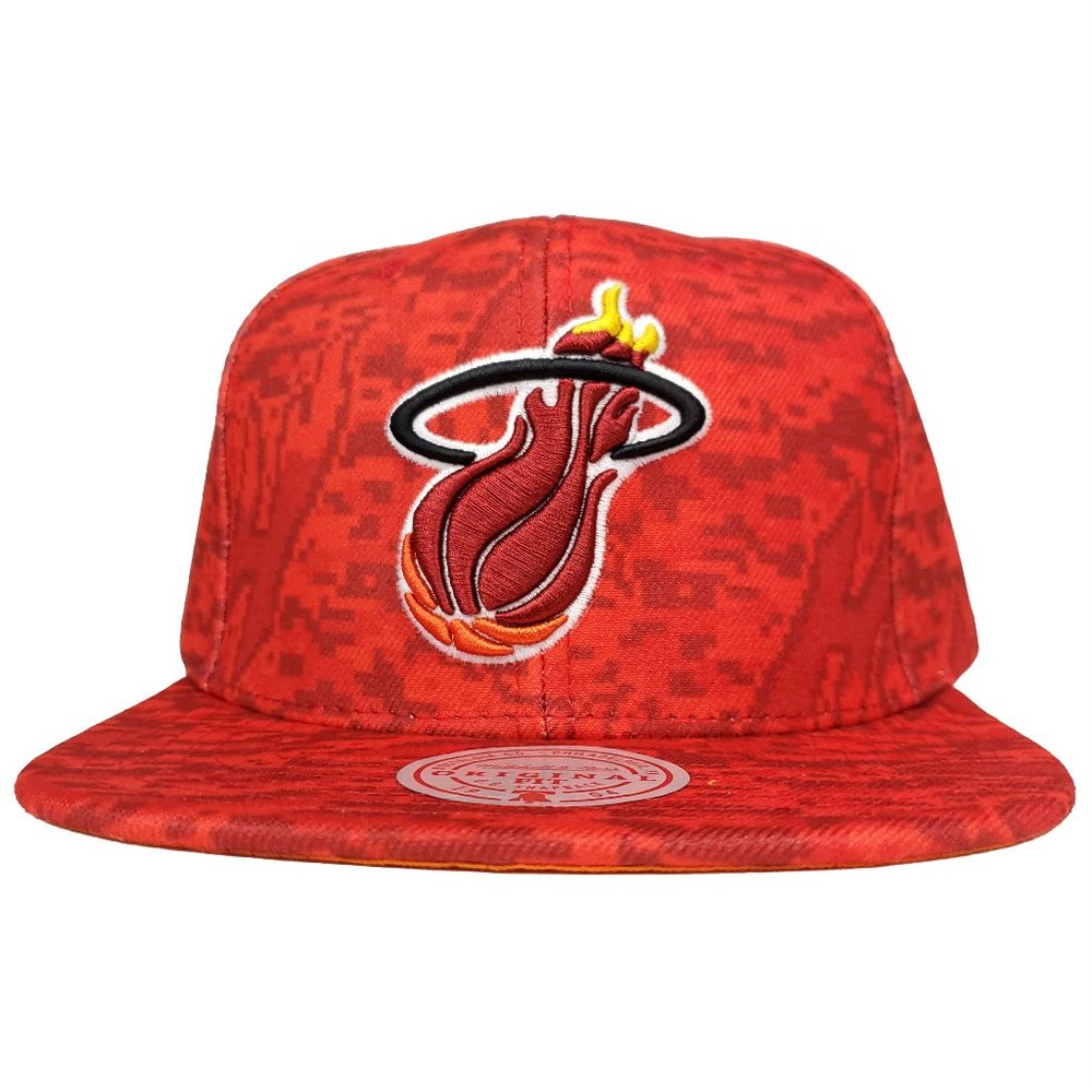 Miami Heat Mitchell & Ness Snapback Hat 3D Logo Red Digital Camo Cap NWT